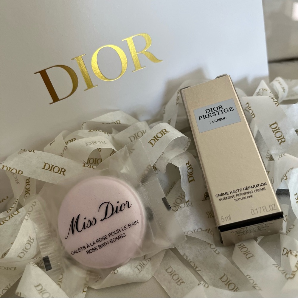 Dior Gift Set! Dior Prestige Mini La Creme + Miss Dior Rose Bath Bomb - Wrapped